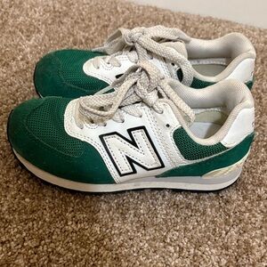 New Balance Kids Sneakers in Green and White